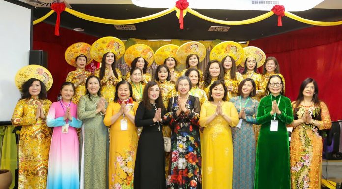 Dòng họ Vũ – Võ tại Đức long trọng tổ chức Lễ giỗ lần thứ 1.172 Thần tổ Vũ Hồn tại Berlin.