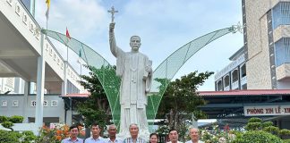 ĐOÀN HỘI ĐỒNG DÒNG HỌ VŨ – VÕ VIỆT NAM THĂM NHÀ THỜ TẮC SẬY TẠI BẠC LIÊU