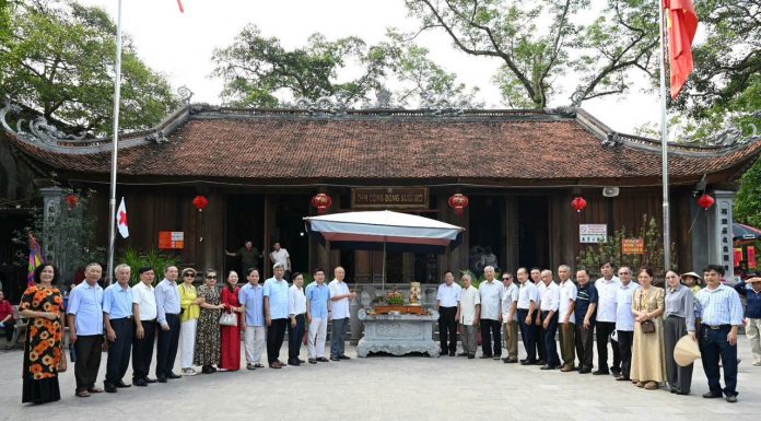 HÀNH TRÌNH DÂNG HƯƠNG TẠI ĐỀN SUỐI MỠ CỦA ĐOÀN ĐẠI BIỂU DÒNG HỌ VŨ – VÕ TỈNH BẮC NINH